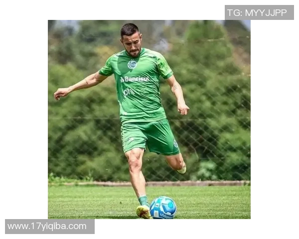 足球球星独特抽象发型设计解析 彰显个性与艺术魅力